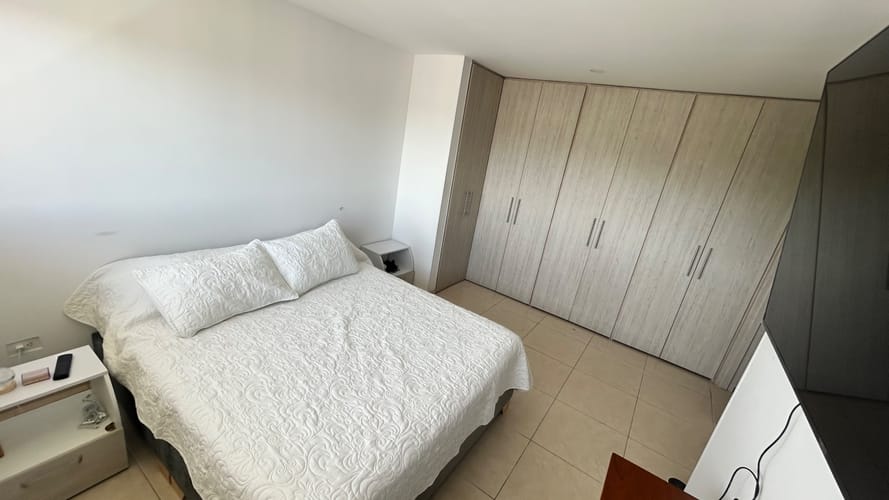 Apartamento de 3 alcobas en venta en La Samaria, Ibagué, 76 m² · foto 4 de 5