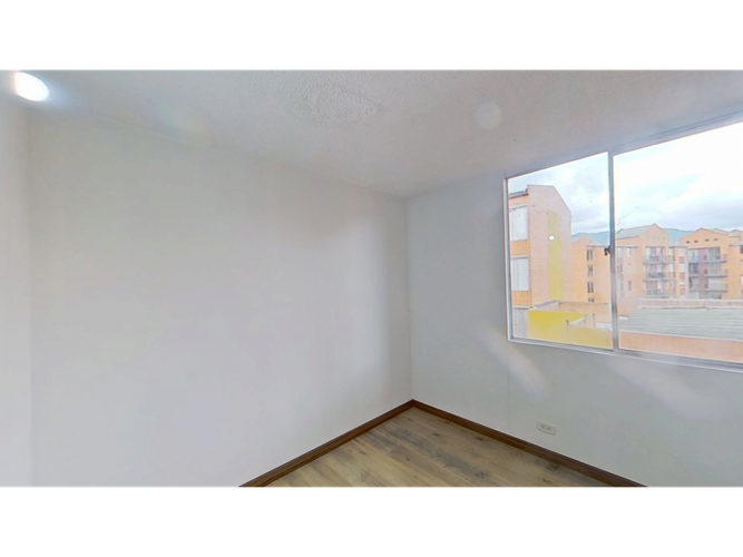 Apartamento de 3 alcobas en venta en Girardot, Girardot, 55 m² · foto 2 de 19