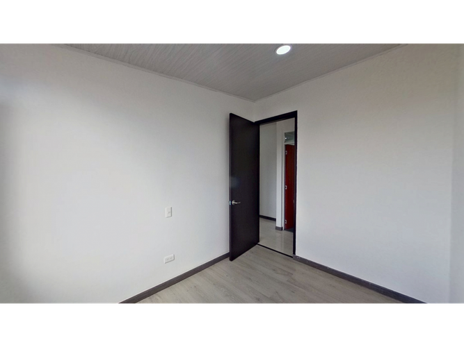Apartamento de 3 alcobas en venta en Santa Ana, Soacha, 55 m² · foto 4 de 19
