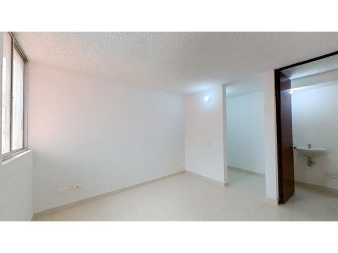 Apartamento de 3 alcobas en venta en San Pedro, Madrid, 68 m² · foto 3 de 20