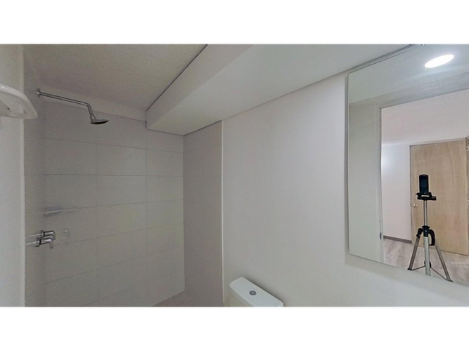 Apartamento de 3 alcobas en venta en Los Arboles, Madrid, 57 m² · foto 5 de 17