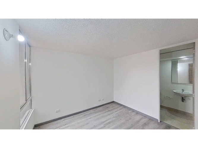 Apartamento de 3 alcobas en venta en Los Arboles, Madrid, 57 m² · foto 7 de 17