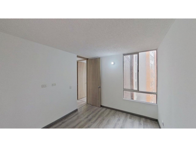 Apartamento de 3 alcobas en venta en Los Arboles, Madrid, 57 m² · foto 9 de 17