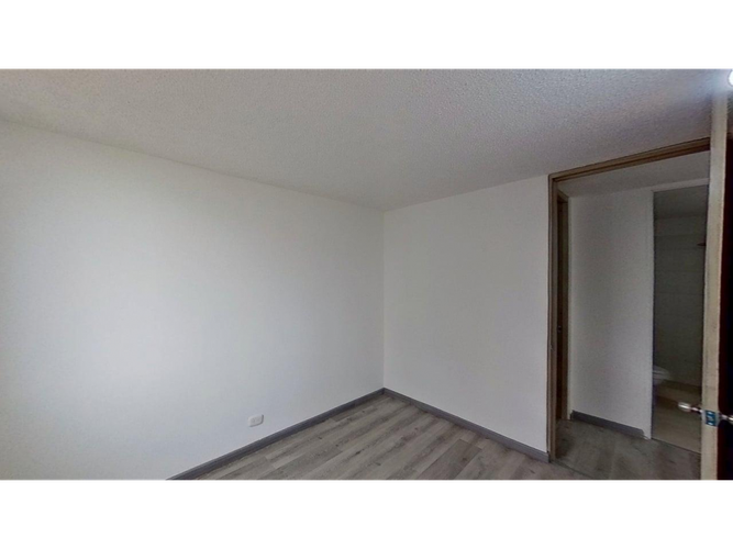 Apartamento de 3 alcobas en venta en Los Arboles, Madrid, 57 m² · foto 10 de 17