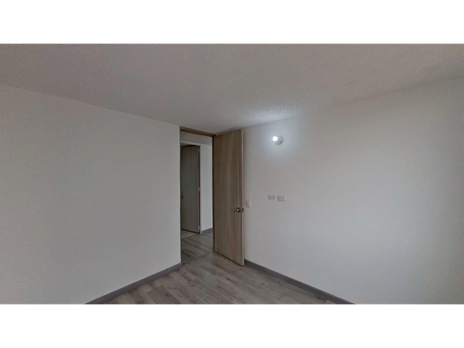 Apartamento de 3 alcobas en venta en Los Arboles, Madrid, 57 m² · foto 12 de 17