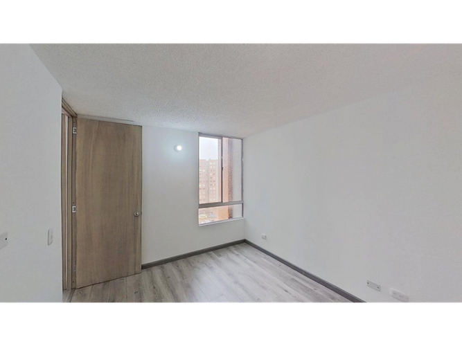 Apartamento de 3 alcobas en venta en Los Arboles, Madrid, 57 m² · foto 15 de 17
