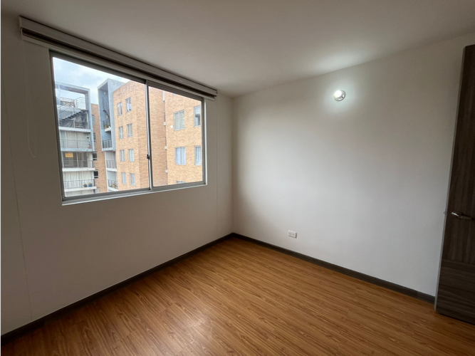 Apartamento de 2 alcobas en venta en Cr Santillana, Mosquera, 73 m² · foto 3 de 24