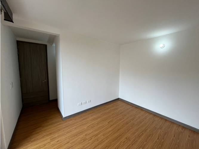 Apartamento de 2 alcobas en venta en Cr Santillana, Mosquera, 73 m² · foto 23 de 24