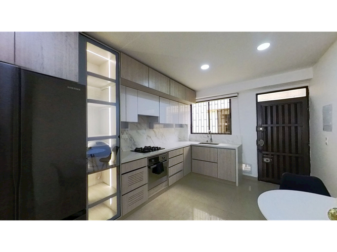 Apartamento de 3 alcobas en venta en Quesada, Bogotá, 84 m² · foto 2 de 14