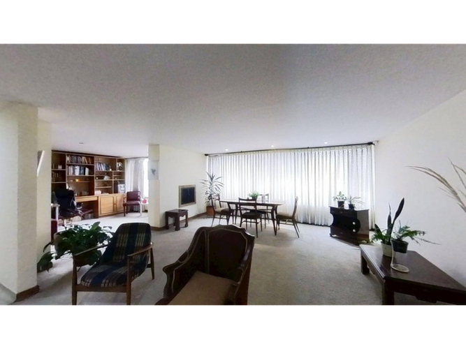 Apartamento de 4 alcobas en venta en Chico Norte, Bogotá, 184 m² · foto 4 de 24