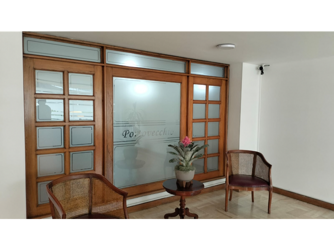 Apartamento de 4 alcobas en venta en Chico Norte, Bogotá, 184 m² · foto 6 de 24