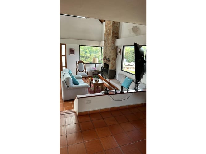 Casa de 5 alcobas en venta en Mesa De Los Santos, Piedecuesta, 300 m² · foto 3 de 21