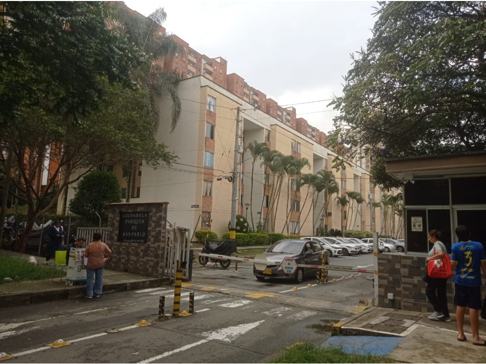 Apartamento en venta en Camparola, Itagüí · foto 18 de 24