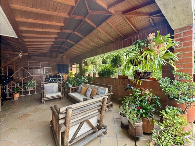 Apartamento de 3 alcobas en venta en Los Balsos, Medellín, 167 m² · foto 6 de 24