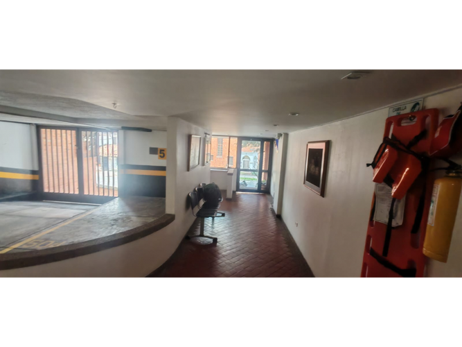 Apartamento en venta en Pardo Rubio, Bogotá · foto 10 de 13