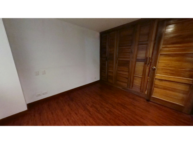 Apartamento de 2 alcobas en venta en Chico Norte, Bogotá, 88 m² · foto 6 de 15
