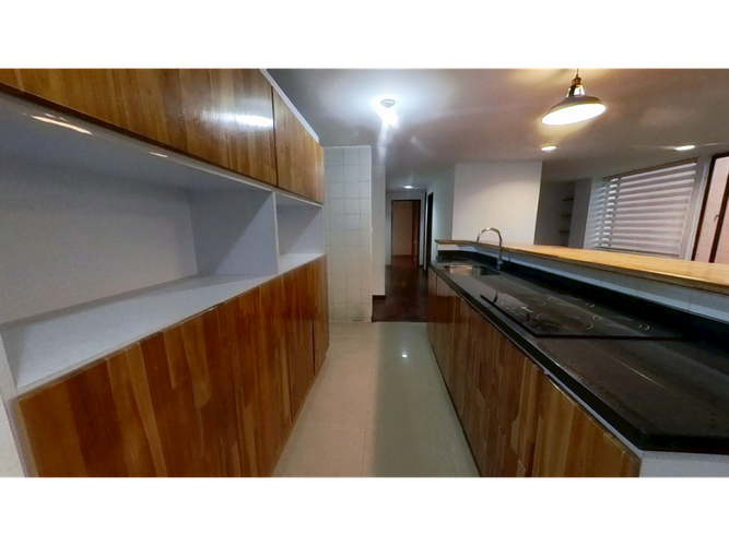 Apartamento de 2 alcobas en venta en Chico Norte, Bogotá, 88 m² · foto 10 de 15