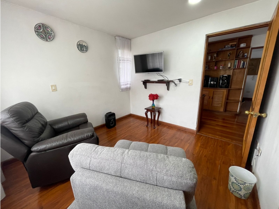 Apartamento en venta en Santa Paula, Bogotá · foto 8 de 23