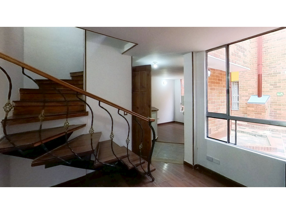 Apartamento en venta en Portales Del Norte, Bogotá · foto 2 de 24