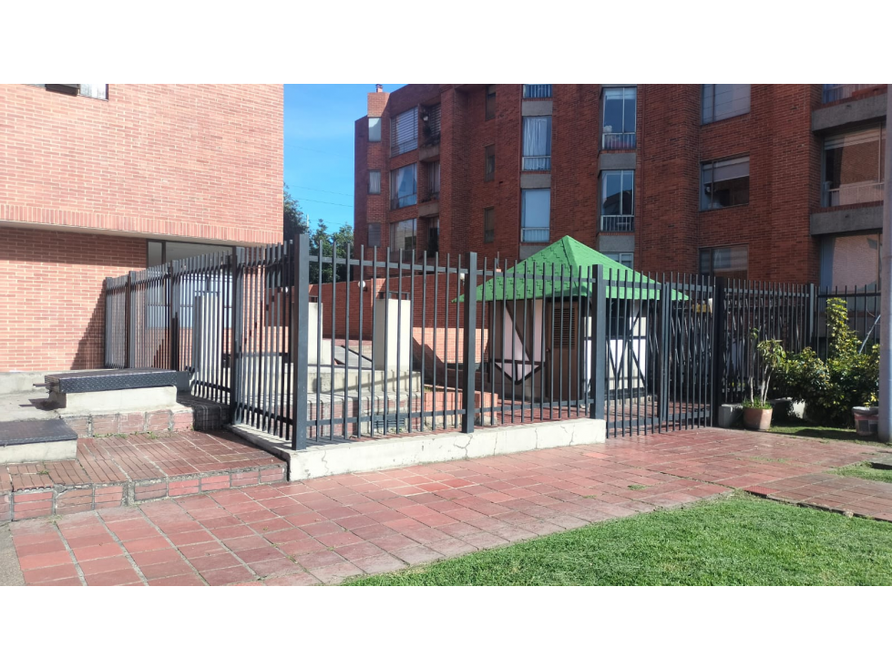 Apartamento en venta en Mazuren, Bogotá · foto 23 de 24