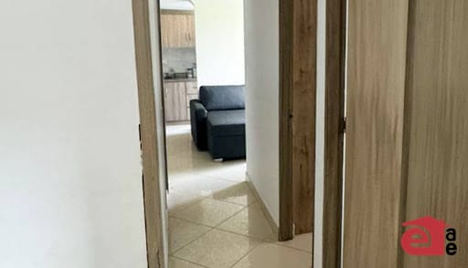 Apartamento de 3 alcobas en venta en La Hondonada, Medellín, 58 m² · foto 9 de 19