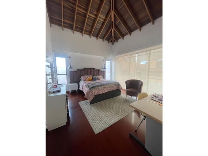 Casa de 5 alcobas en venta en San Jose De Bavaria, Bogotá, 580 m² · foto 5 de 12