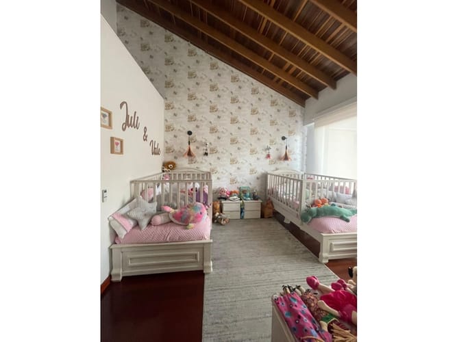 Casa de 5 alcobas en venta en San Jose De Bavaria, Bogotá, 580 m² · foto 7 de 12
