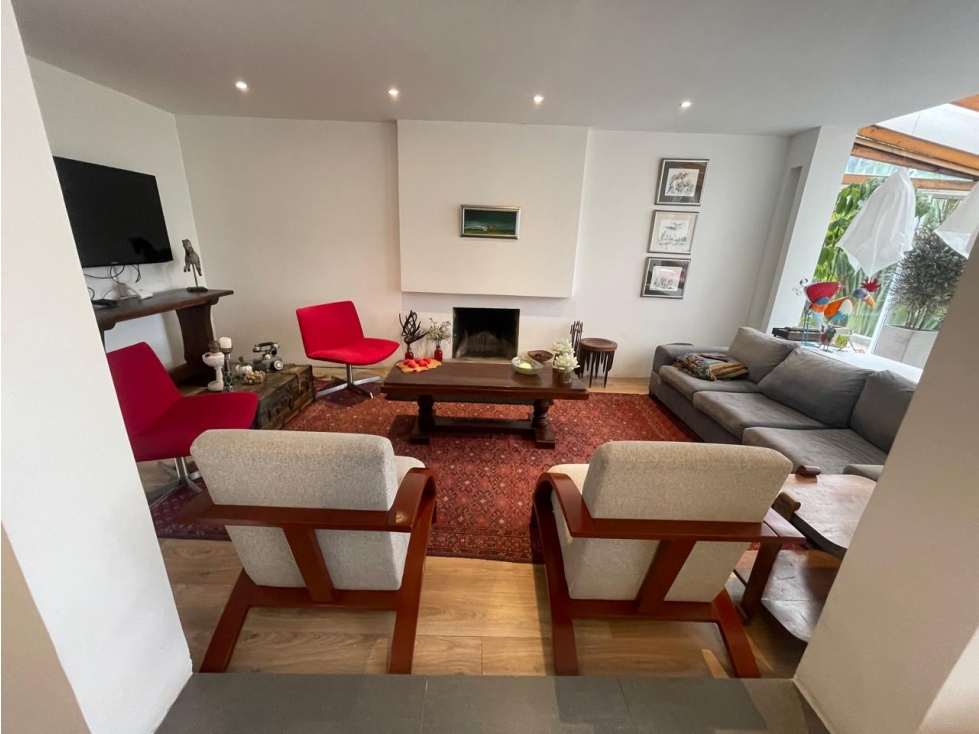 Casa en venta en San Jose De Bavaria, Bogotá · foto 8 de 23