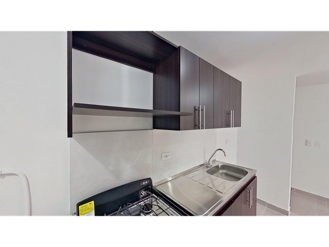 Apartamento de 2 alcobas en venta en San Martin, Bello, 41 m² · foto 13 de 17