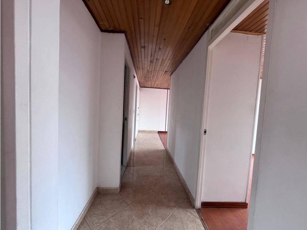 Apartamento en venta en San Cipriano, Bogotá · foto 4 de 24