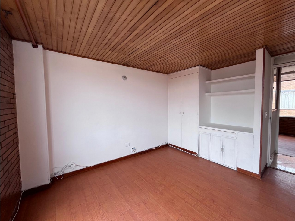 Apartamento en venta en San Cipriano, Bogotá · foto 6 de 24
