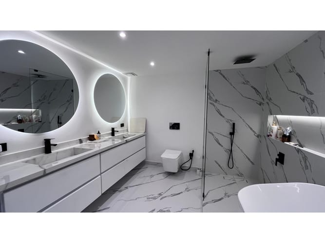 Casa en venta en San Jose De Bavaria, Bogotá · foto 18 de 24