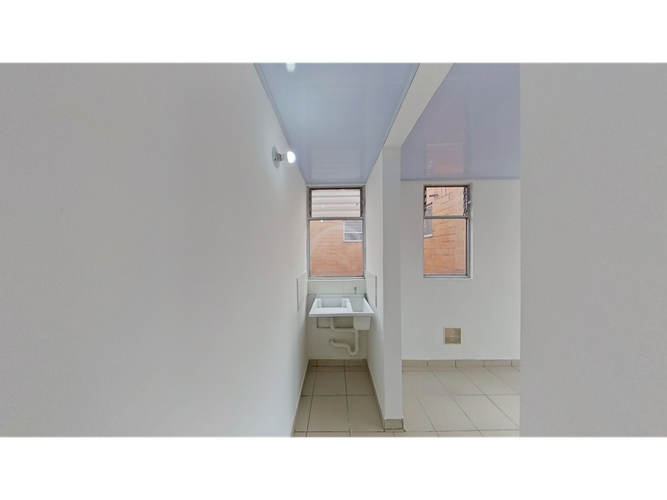 Apartamento de 3 alcobas en venta en Conjunto Residencial Manzanares, Madrid, 59 m² · foto 13 de 13