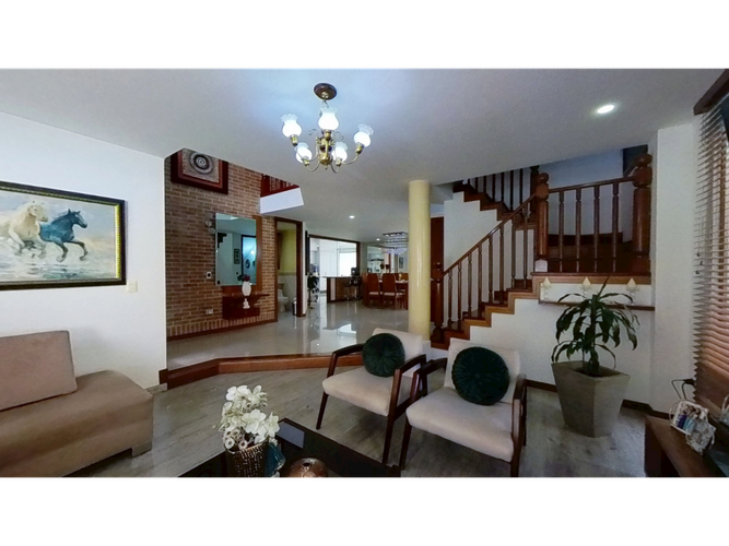Casa de 4 alcobas en venta en Bochica Sector Bojaca, Chía, 284 m² · foto 1 de 24