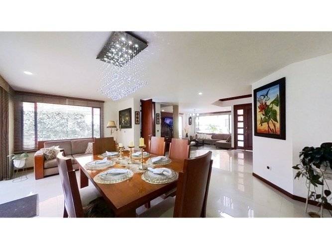 Casa de 4 alcobas en venta en Bochica Sector Bojaca, Chía, 284 m² · foto 2 de 24