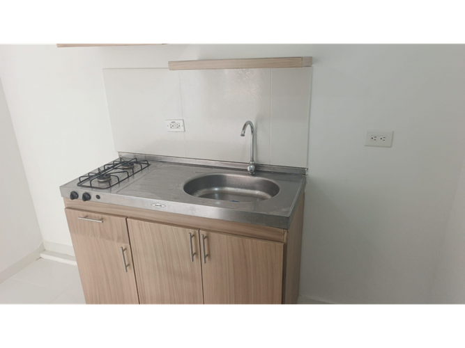 Apartamento en venta en Gran Britalia, Bogotá · foto 4 de 18