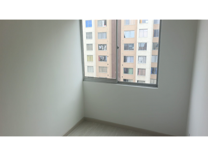 Apartamento en venta en Gran Britalia, Bogotá · foto 8 de 18