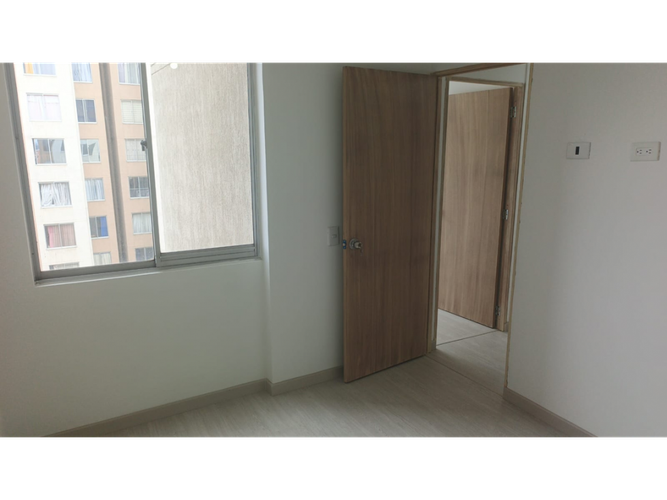 Apartamento en venta en Gran Britalia, Bogotá · foto 10 de 18