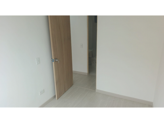 Apartamento en venta en Gran Britalia, Bogotá · foto 15 de 18