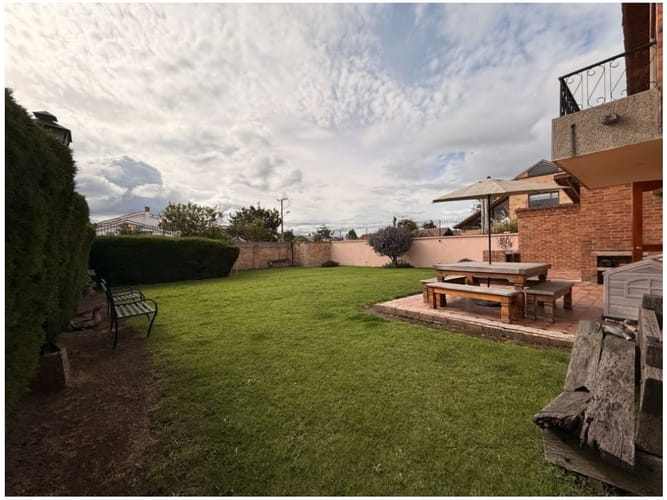 Casa de 6 alcobas en venta en Suba Urbano, Bogotá, 214 m² · foto 14 de 24