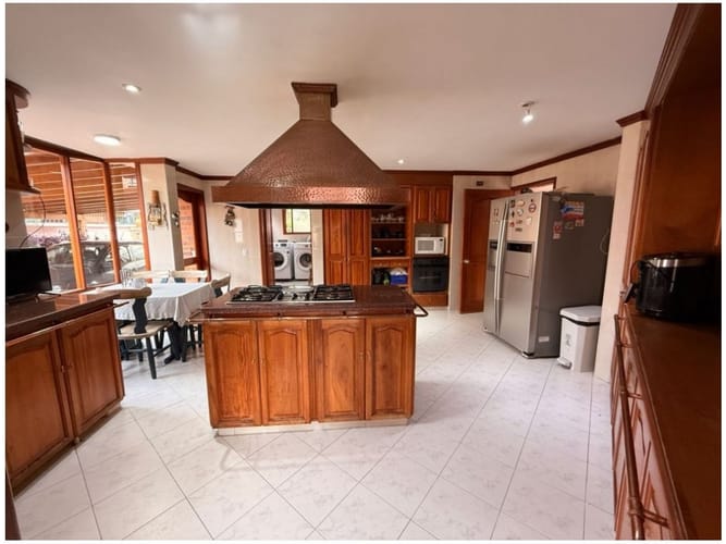 Casa de 6 alcobas en venta en Suba Urbano, Bogotá, 214 m² · foto 15 de 24