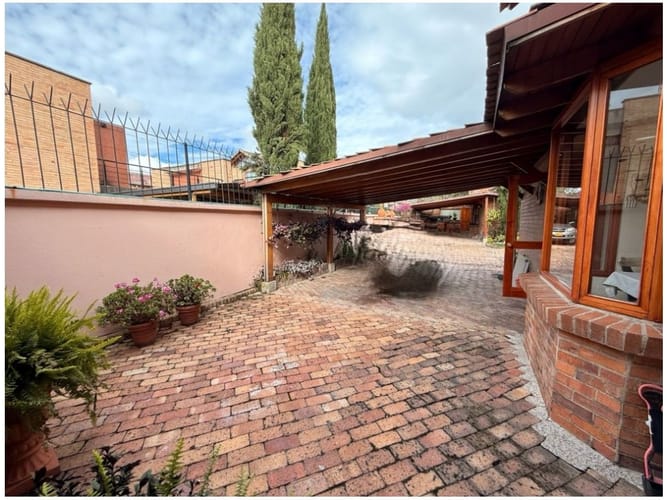 Casa de 6 alcobas en venta en Suba Urbano, Bogotá, 214 m² · foto 19 de 24