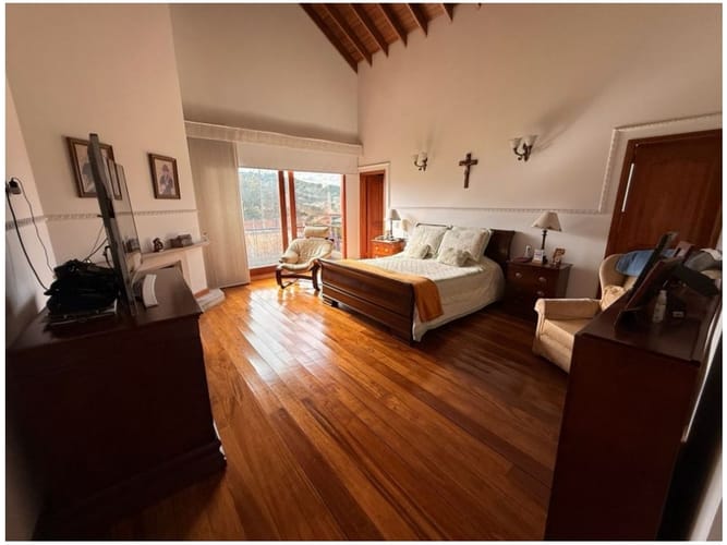 Casa de 6 alcobas en venta en Suba Urbano, Bogotá, 214 m² · foto 24 de 24