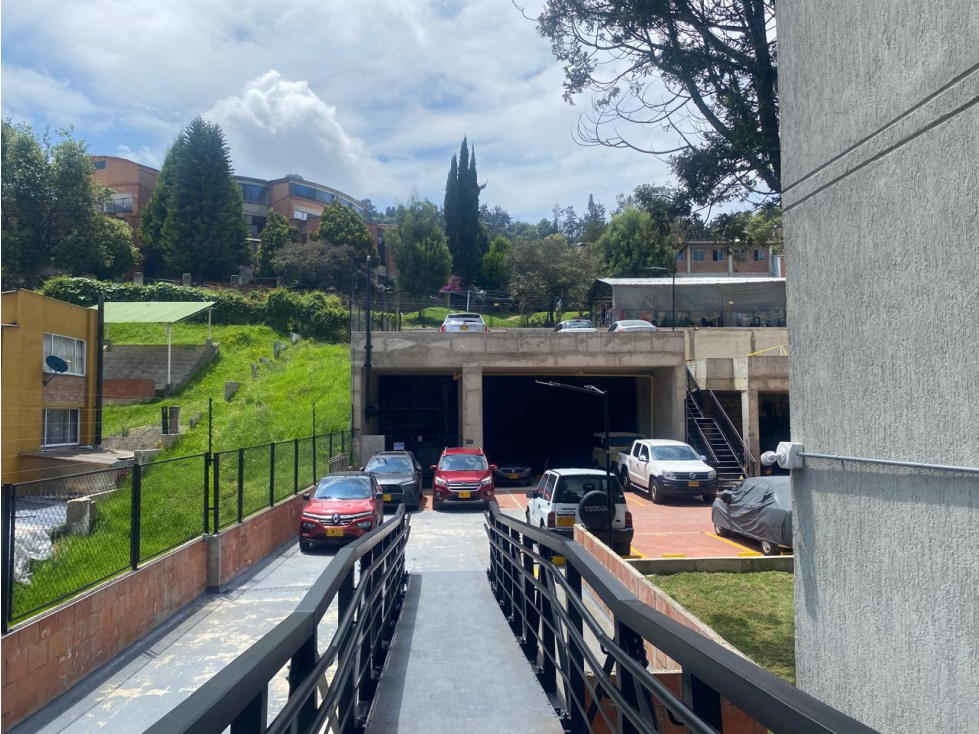 Apartamento en venta en Bosques De San Jorge, Bogotá · foto 16 de 17