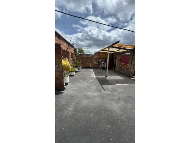 Casa de 5 alcobas en venta en Claret, Bogotá, 178 m² · foto 17 de 21