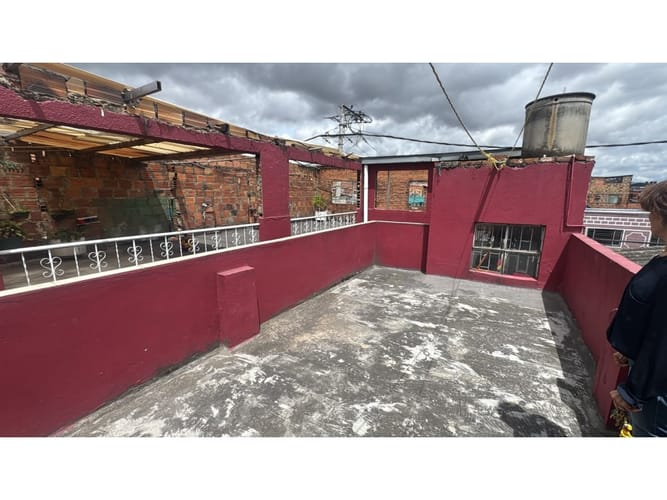 Casa de 5 alcobas en venta en Claret, Bogotá, 178 m² · foto 19 de 21