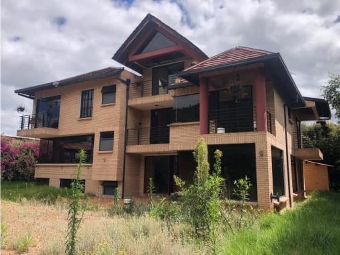 Casa de 4 alcobas en venta en Fonquetá, Chía, 512 m² · foto 2 de 2
