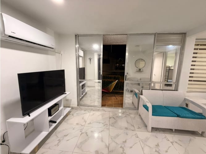 Apartamento de 2 alcobas en venta en Las Palmas, Ricaurte, 52 m² · foto 3 de 22