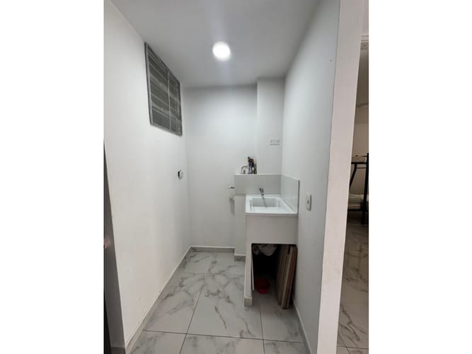 Apartamento de 2 alcobas en venta en Las Palmas, Ricaurte, 52 m² · foto 12 de 22