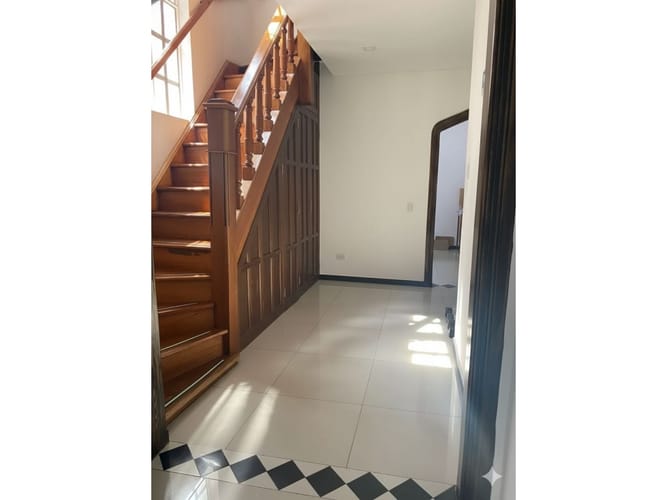 Casa de 5 alcobas en venta en Chapinero Sur Occidental, Bogotá, 300 m² · foto 16 de 19